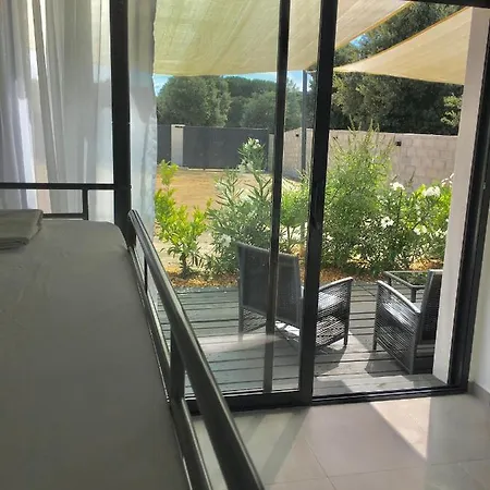 *maison Au Soleil En Provence Sabran